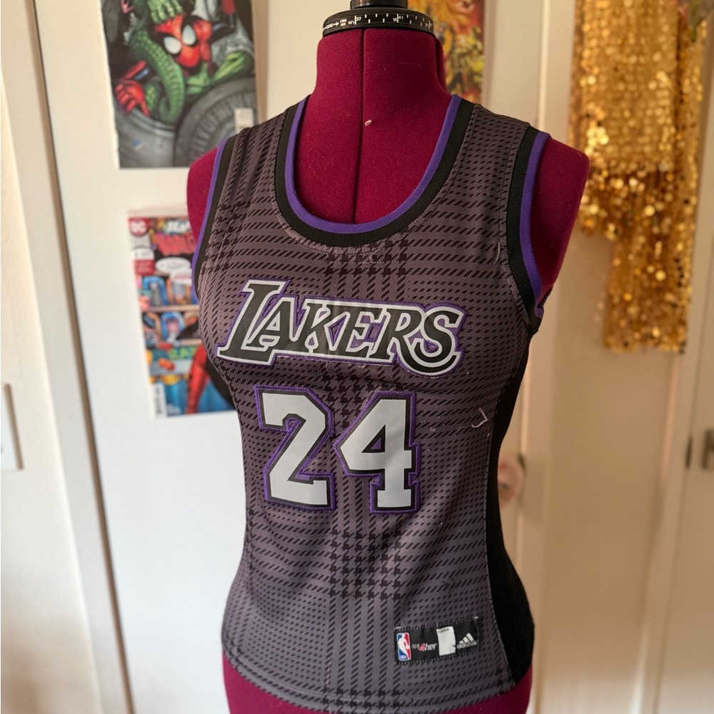 Adidas Kobe Bryant Los Angeles Lakers "Black Mamba" limited edition jersey